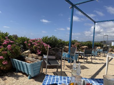 Searays Cafe Bar