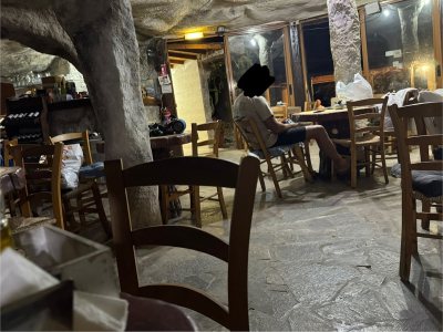 Spilies Tavern Bar
