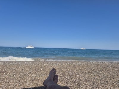 Island Beach Bar and Restaurant