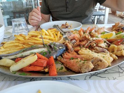 YIALOS BEACH GRILL HOUSE