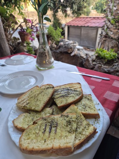 Christos Karouzis Restaurant