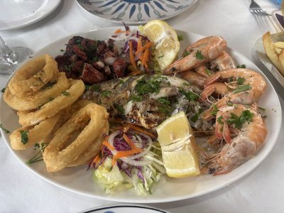 Christos Karouzis Restaurant