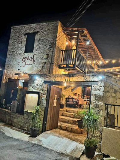 Grande Cafe Bar Restaurant