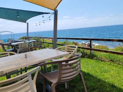 SENTIERO BY THE SEA