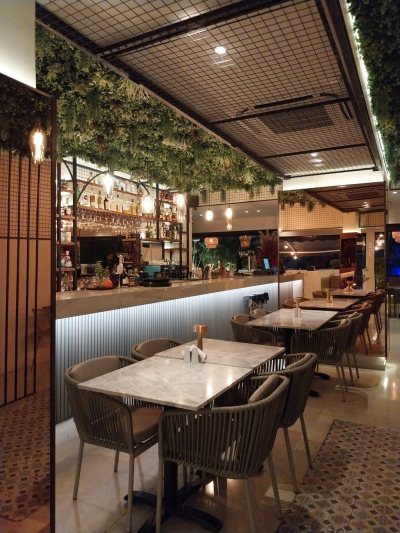 Mystic Lounge Bar & Restaurant