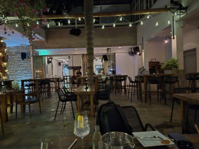 Lab Bar & Restaurant