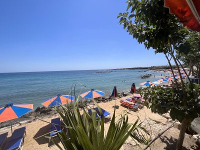 Arapis Coral Bay restaurant
