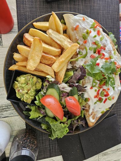 Oasis Lounge Bar-Bistro Pegeia