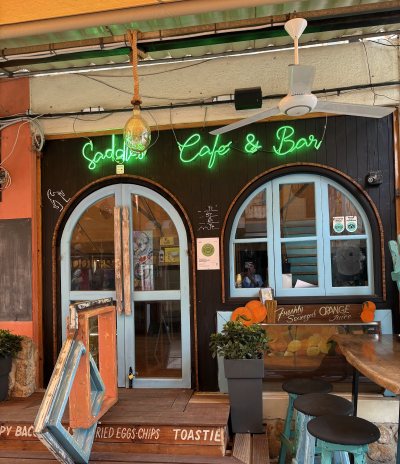 Saddles Café & Bar