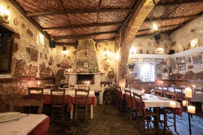 Taverna Napa est.1976