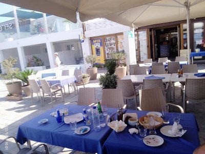 Isaac Fish Tavern