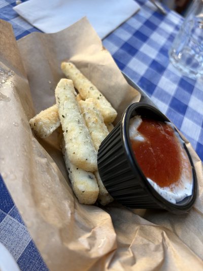 Old Simos Tavern
