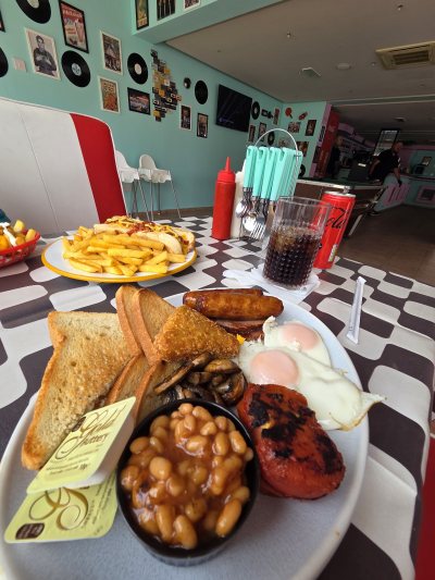 May's Diner