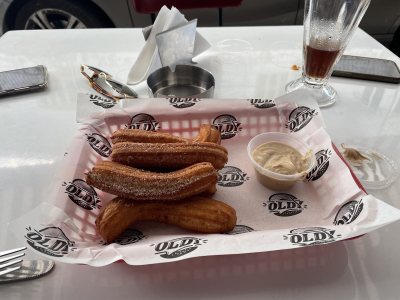 Oldy's Burgers
