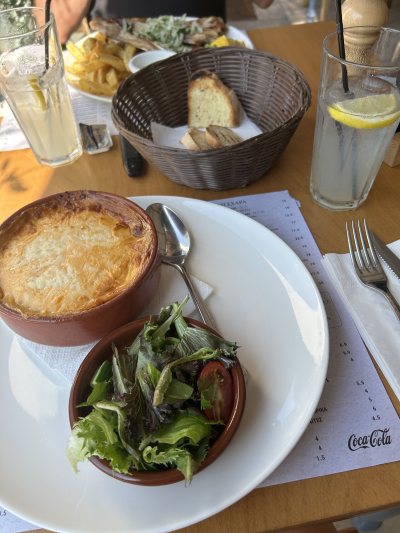 Meraki Tavern