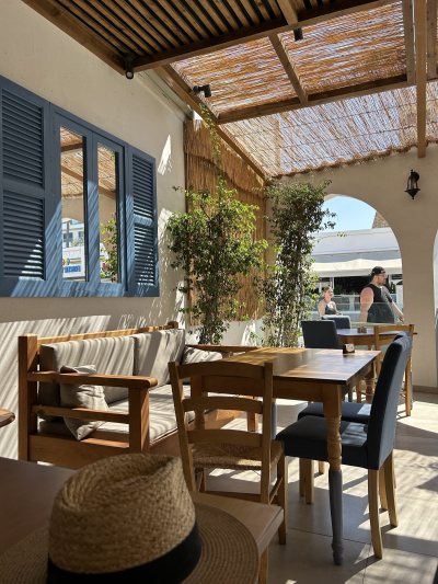 Meraki Tavern