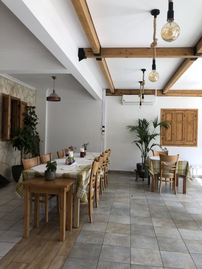 Nama Restaurant