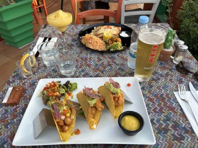 Los Hermanos Mexican