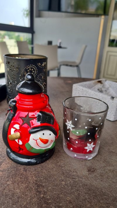 Cups & Mugs