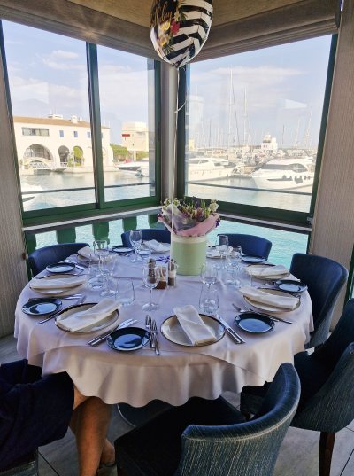 Pyxida Fish Tavern (Limassol Marina)