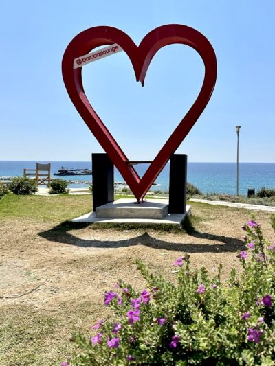 Giant Chair Of Paphos
