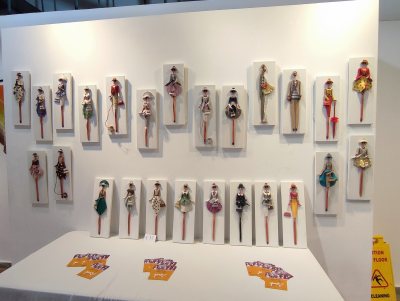 En Plo, Gallery