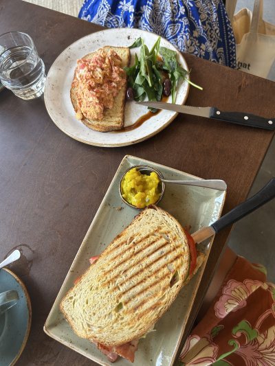 Lazaris BakeryBar