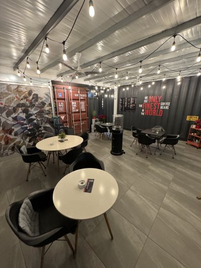 40 Feet Coffee