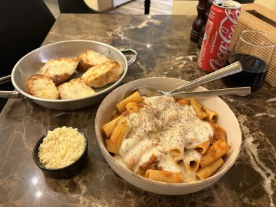 Capodecina pasta bar