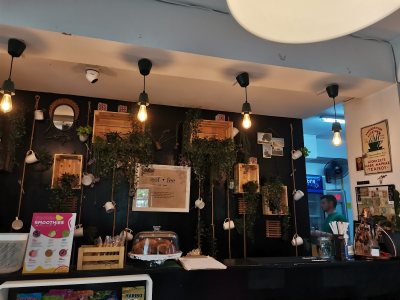 Marikkou pou ta Lefkara - Local Coffee Shop