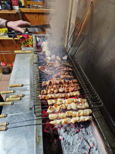 Καφεστιατόριο 👨🏽‍🍳 ταβέρνα Λάγειας