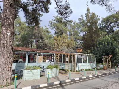 Twins Cafe