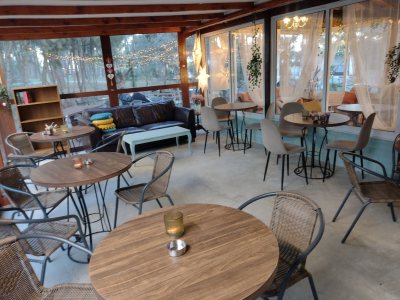 Twins Cafe