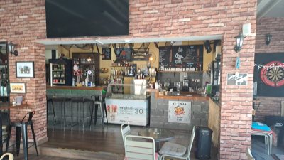 Corner cafe bar illy coffee, restaurant